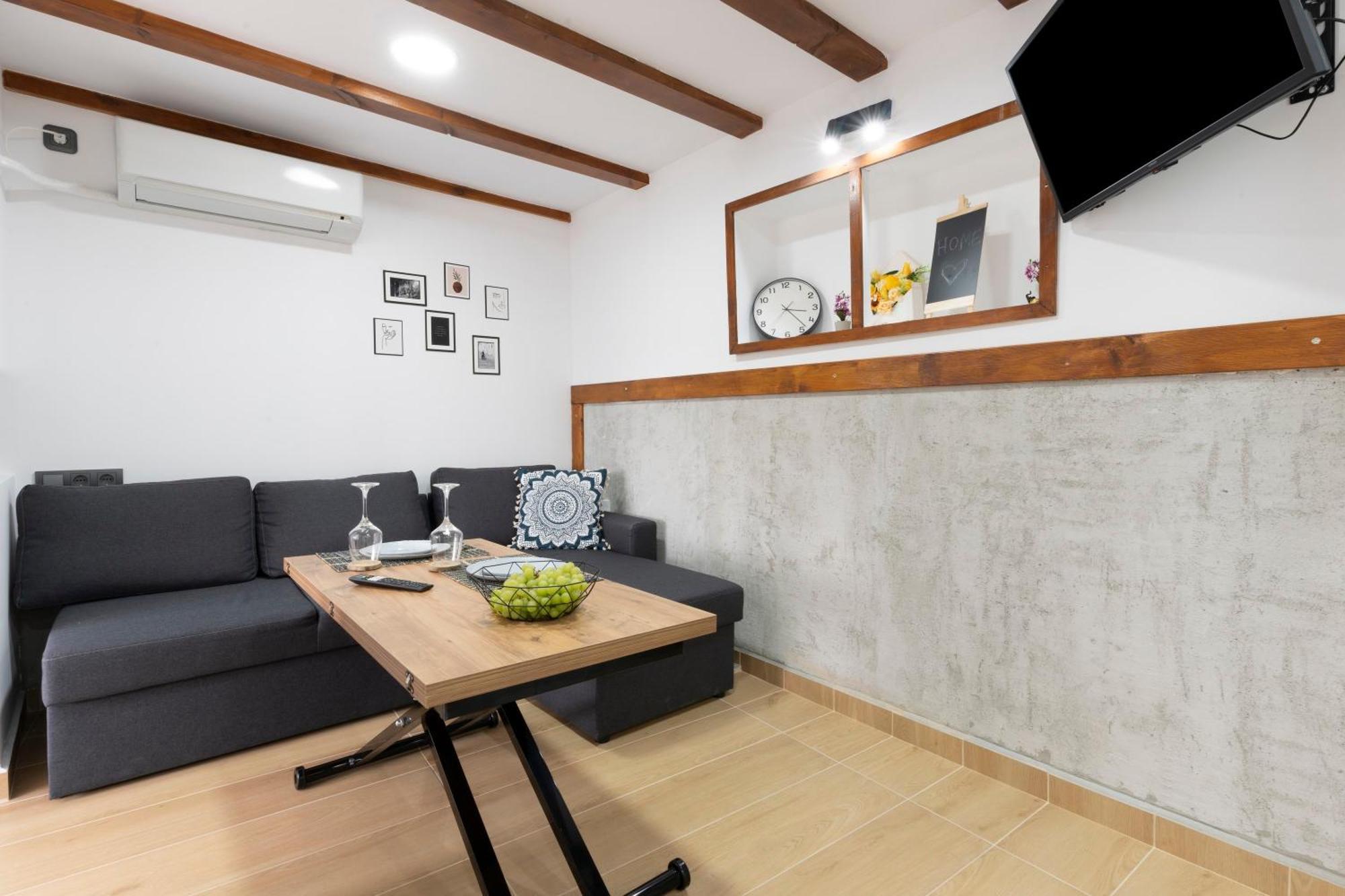 Bobevata Guest House - Floor 1 - Stunning View Old Town Veliko Tárnovo Exterior foto